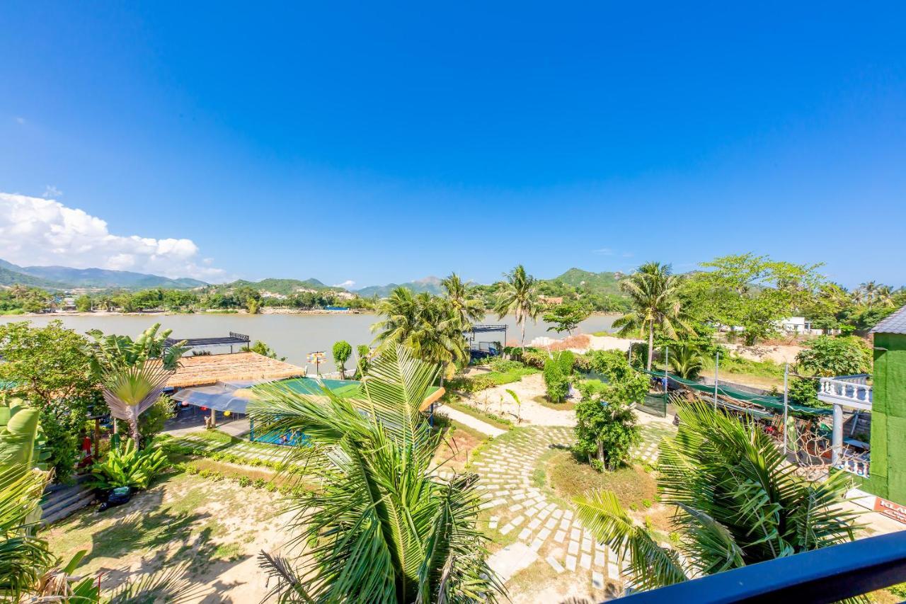 Oyo 426 Klaus Resort Nha Trang Exterior photo